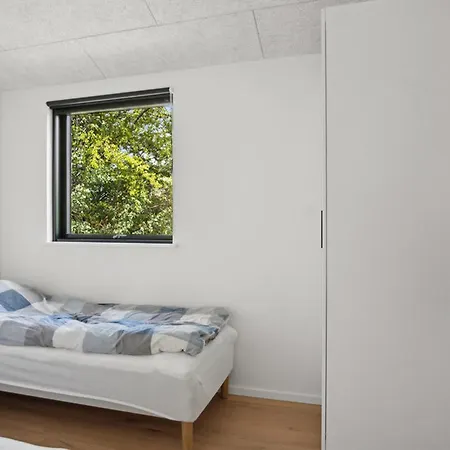 3 Bedroom Beautiful In Prázdninový dům *